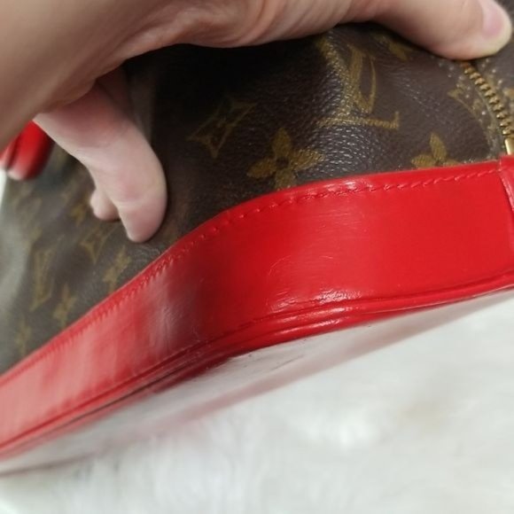 Louis Vuitton Monogram with Red Accents Shoulder Bag - Picture 5 of 15